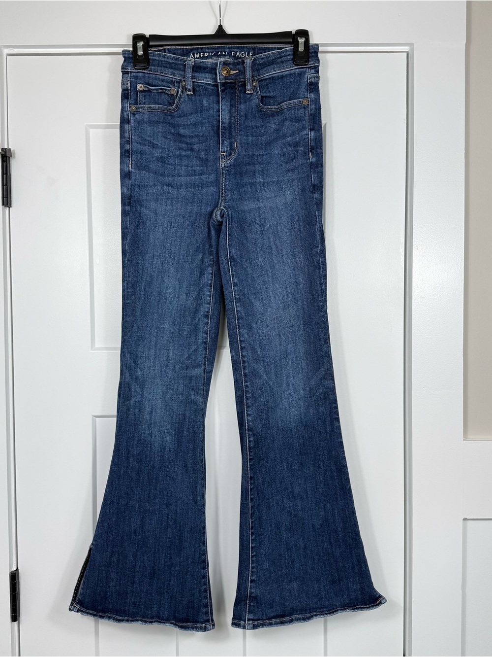 American Eagle Next Level Stretch Super High Rise Flare Jeans Women’s Size 2